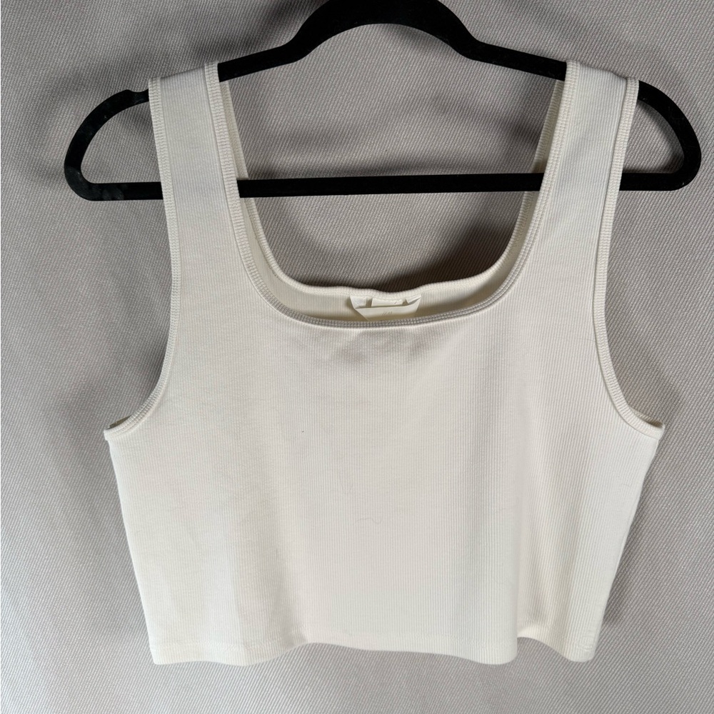 H&M Ribbed Square Neck Classic Cropped Tank Top - Size Large in Cream/Off White